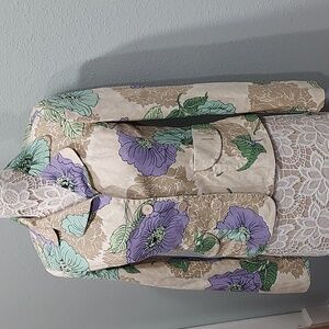 Ann taylor LOFT purple aqumarine floral kahki blazer size 6